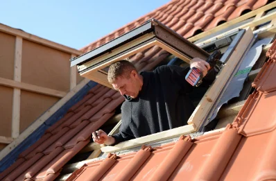 Pose de fenêtres de toit Velux à Flesquières